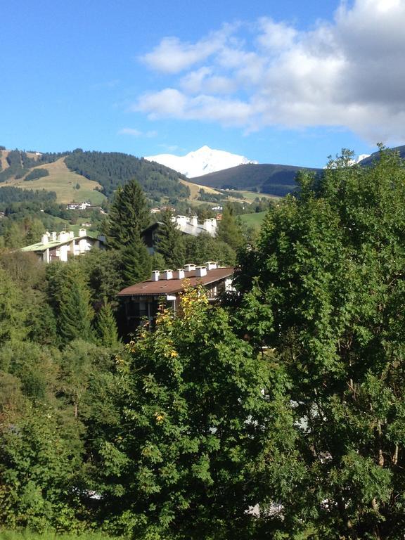 Appartement Les 4 Monts Megeve Ruang foto