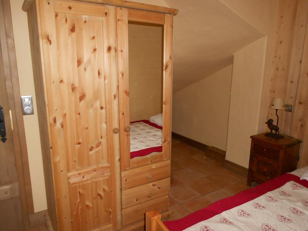 Appartement Les 4 Monts Megeve Ruang foto